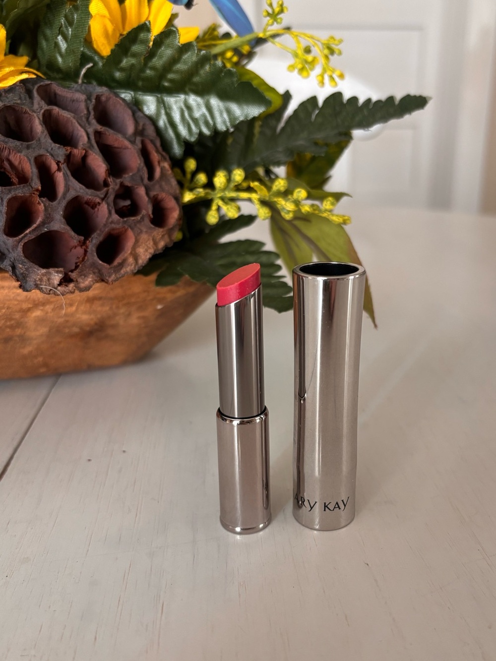 Mary Kay True Dimensions Lipstick - Sassy Fuchsia shade